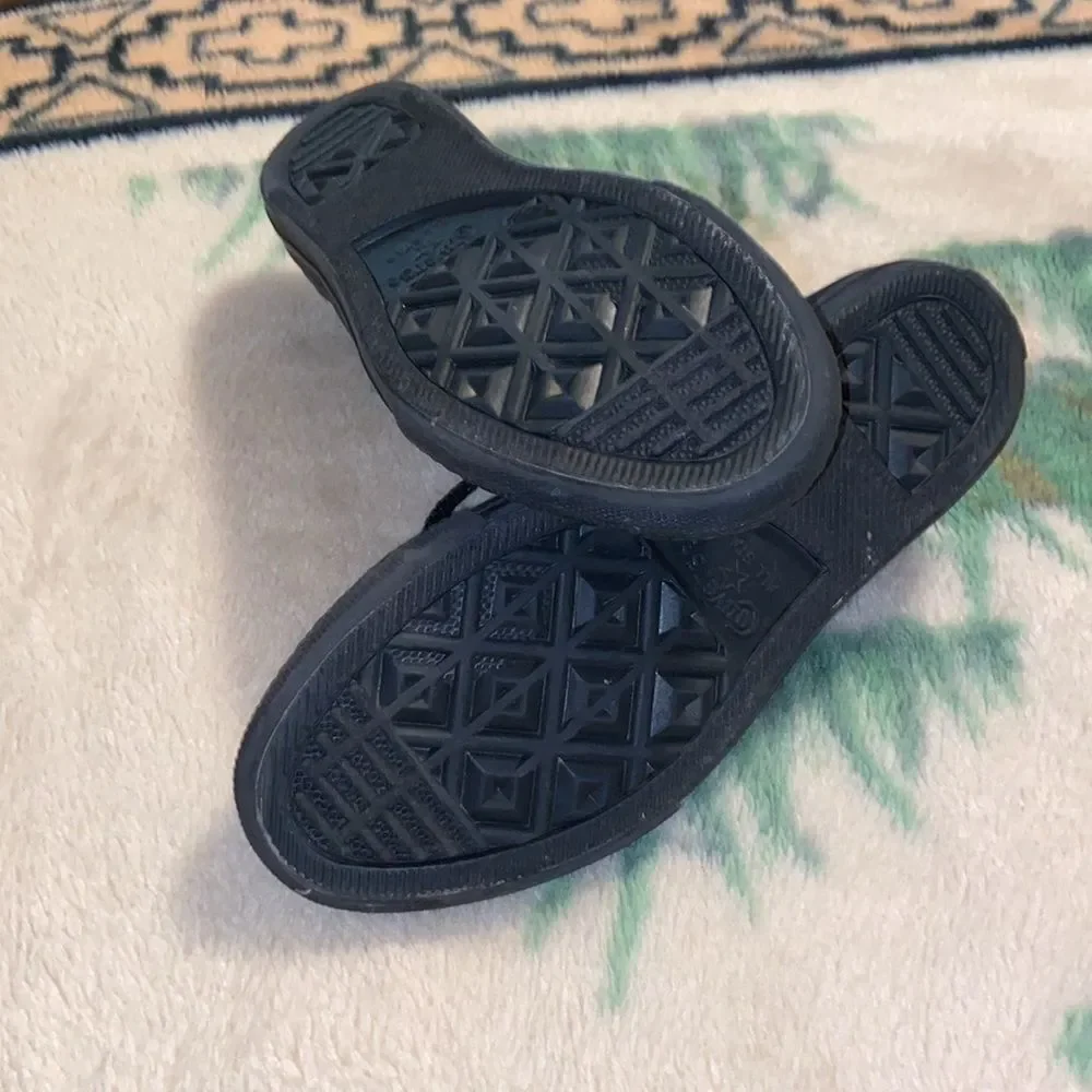 Converse All Star Kids Black Sneakers Unisex Size 2 US